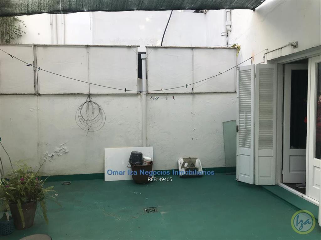 IZA. Venta apartamento tres cruces xxx cordon