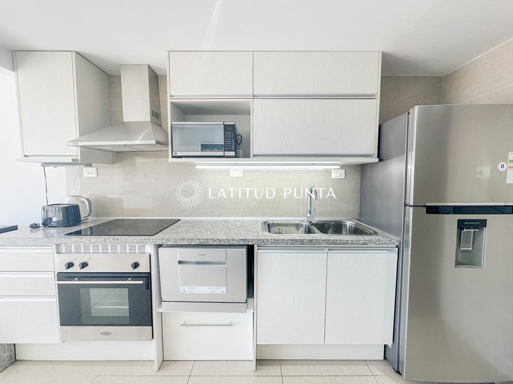 Apartamento en Brava, 1 dormitorio y medio