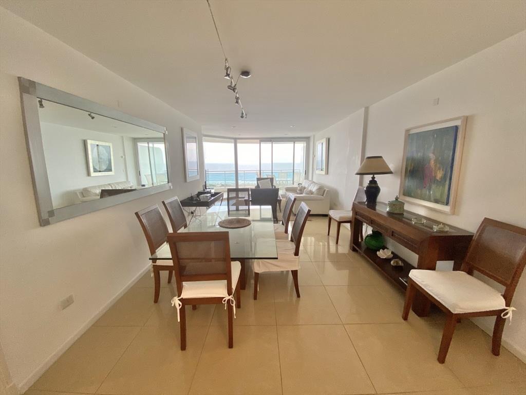 VENTA APARTAMENTO 3 DORMITORIOS + DEPENDENCIA - SOL Y LUNA