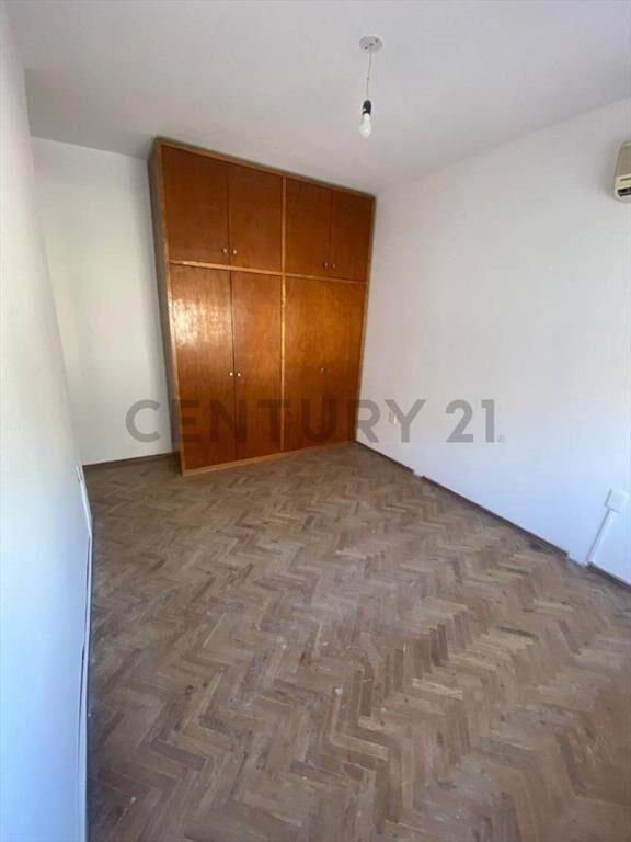 TRES CUCES, 1 DOR, TERCER PISO / escalera CONTRAFRENTE ...