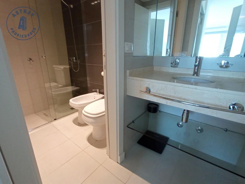 Penthouse en parada 7 de Playa Brava...