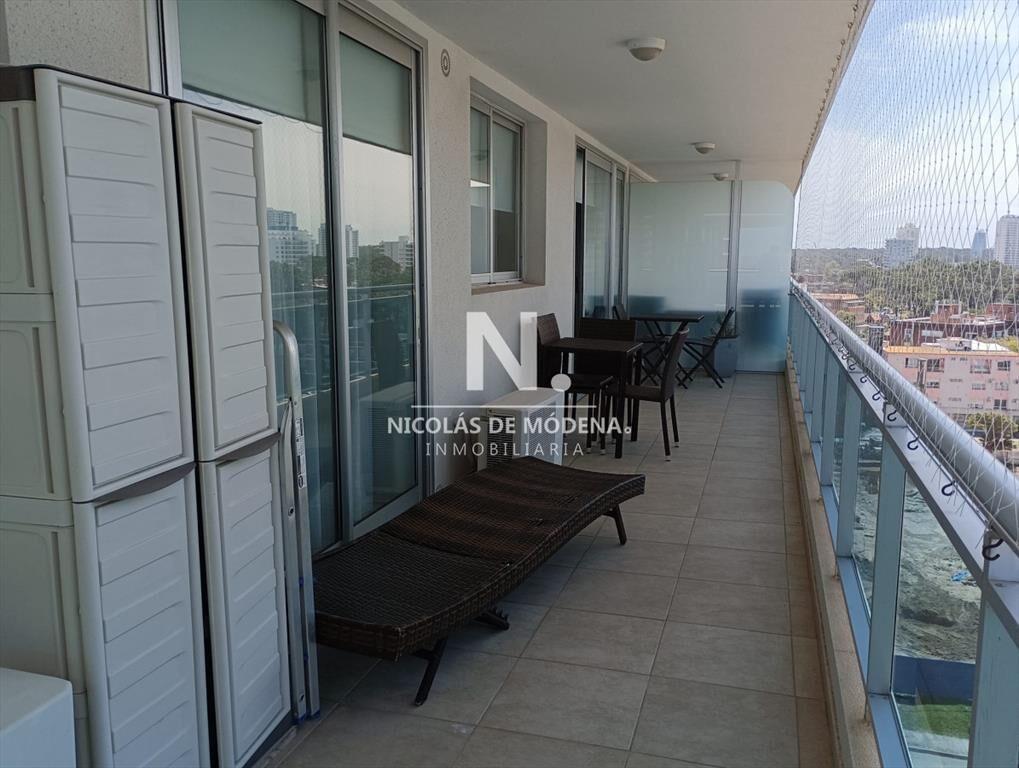 Departamento en venta, 2 dormitorios, Punta del