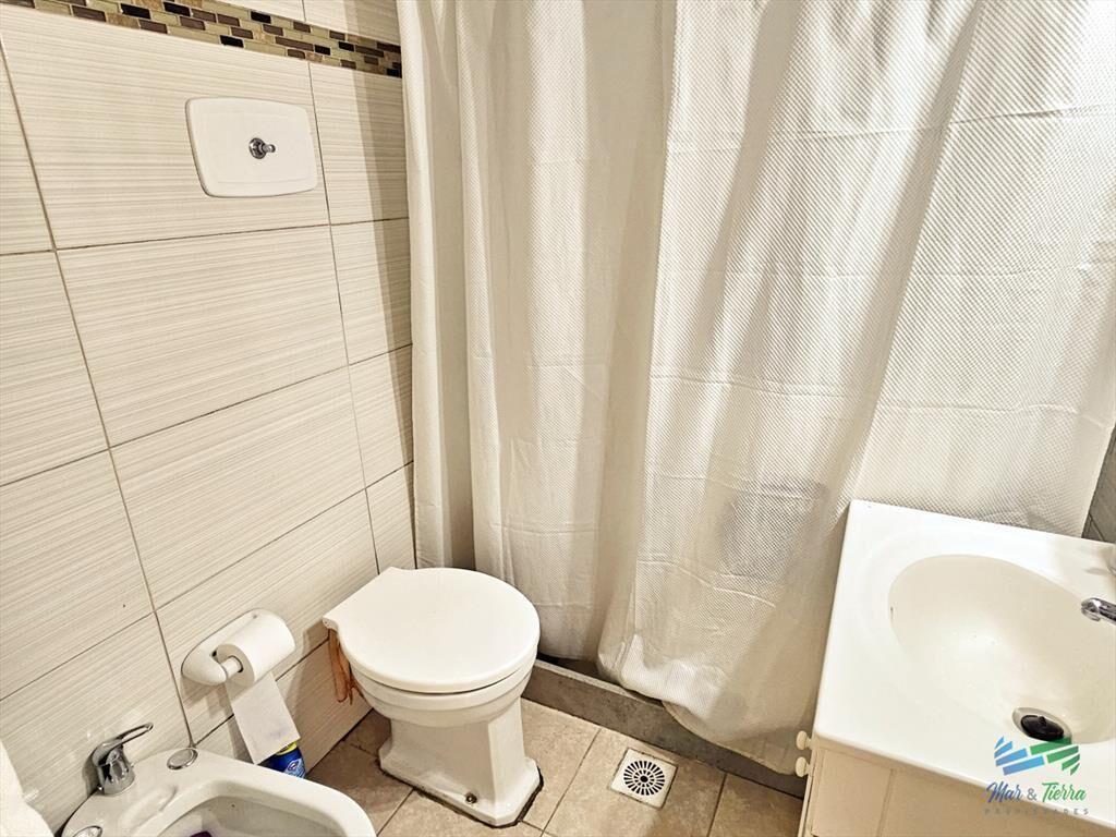 DEPARTAMENTO EN ALQUILER ANUAL, DOS DORMITORIOS, PUNTA DEL