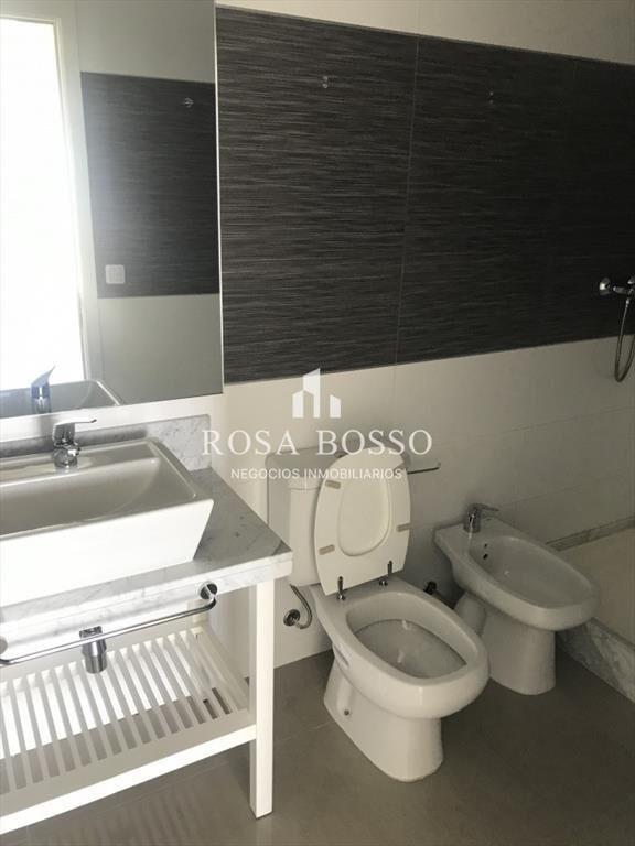 Apartamento en Torre One II. Al frente. unidad de