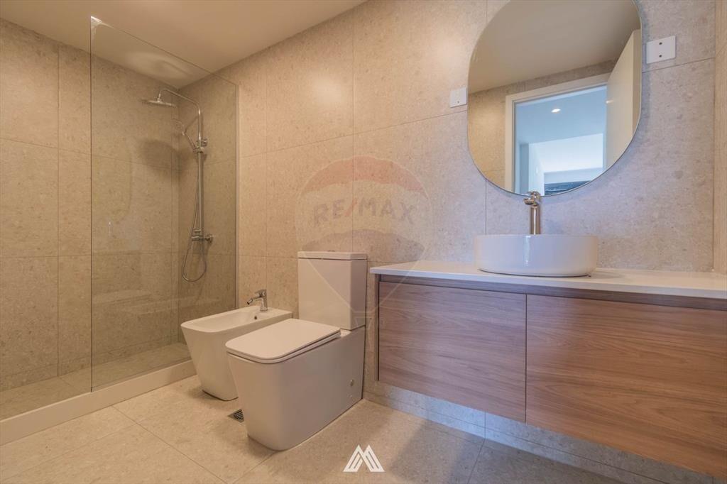 Venta apto 3 dormitorios parrillero Barrio Parques