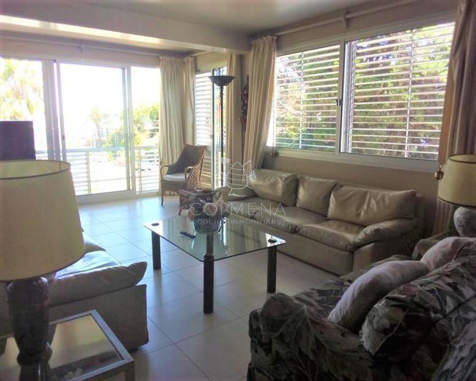 Apartamento cerca del Puerto y rambla de 3 2 1 y