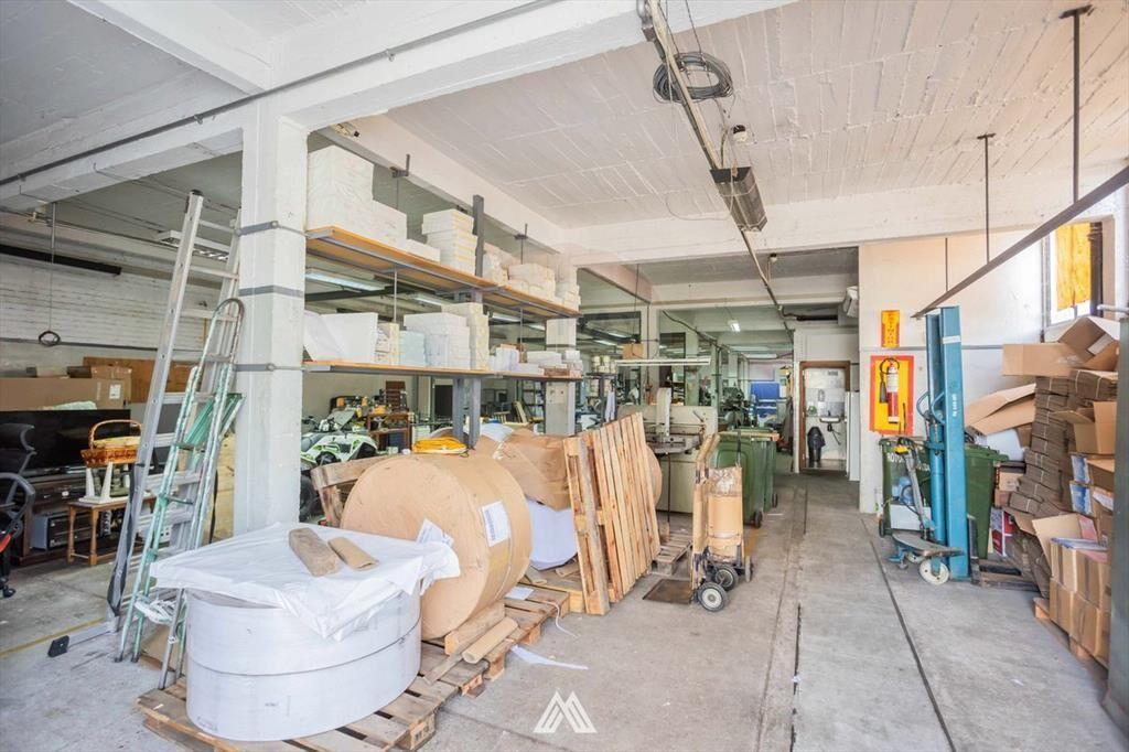 VENTA LOCAL, GRAN TERRENO, EN LA COMERCIAL