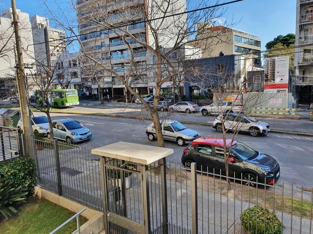 oficina - prox wtc y Montevideo Shopping,  85 m2 , 4 ambien
