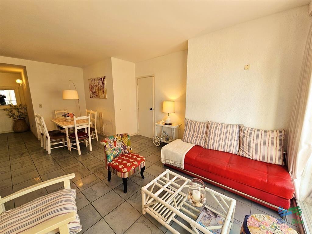 Vendo apartamento dos dormitorio en la peninsula,