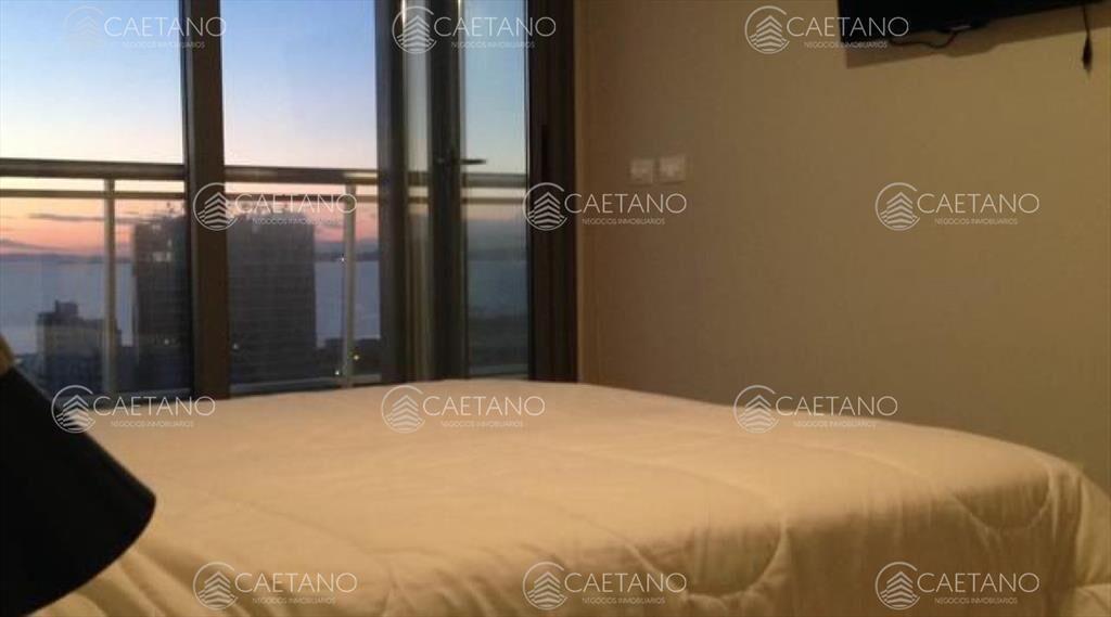 Un dormitorio y medio con hermosa vista a Playa