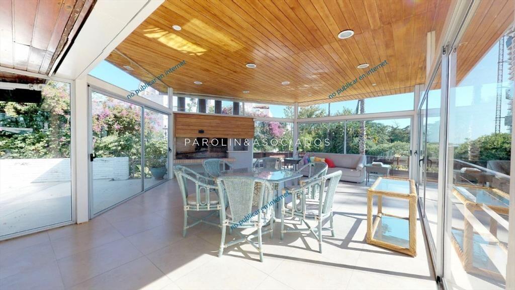 Casa en venta de 5 dormitorios en Mansa, Punta