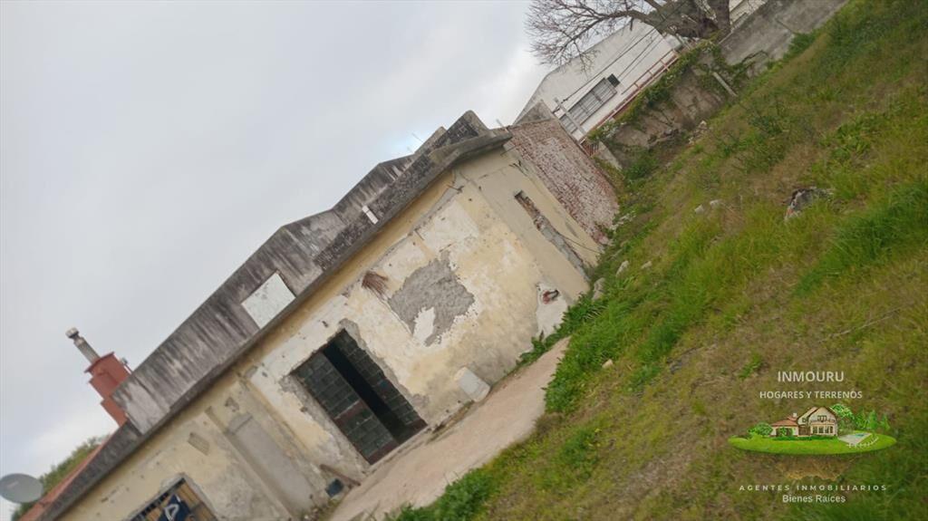 VENTA de casa de 3 dormitorios en LAS ACACIAS