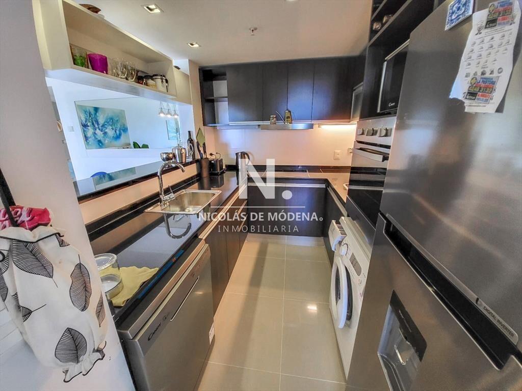 Apartamento de 3 dormitorios en venta Punta del
