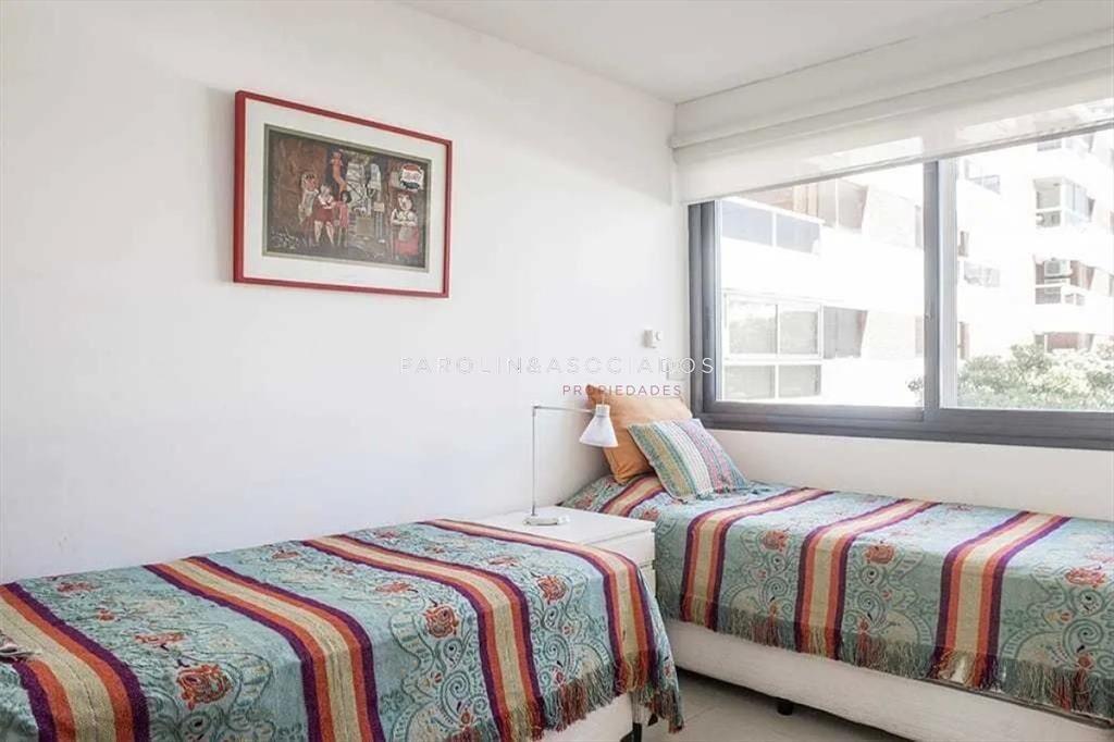 Departamento en Venta de 2 dormitorios en Playa