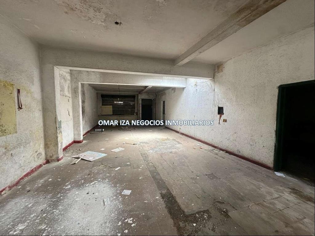Alquiler y Venta local comercial a reciclar, prox Mercado M