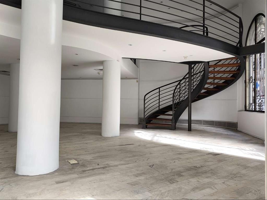Alquiler Oficina Ciudad Vieja / Zabala y 25 de Mayo