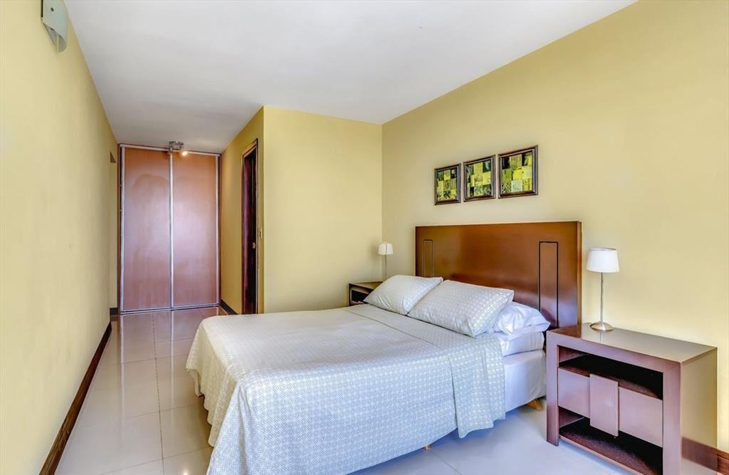 VENTA APARTAMENTO 3 DORMITORIOS PIRIAPOLIS