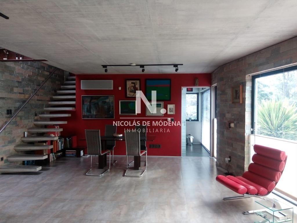 Hermosa casa en venta de 2 dormitorios.