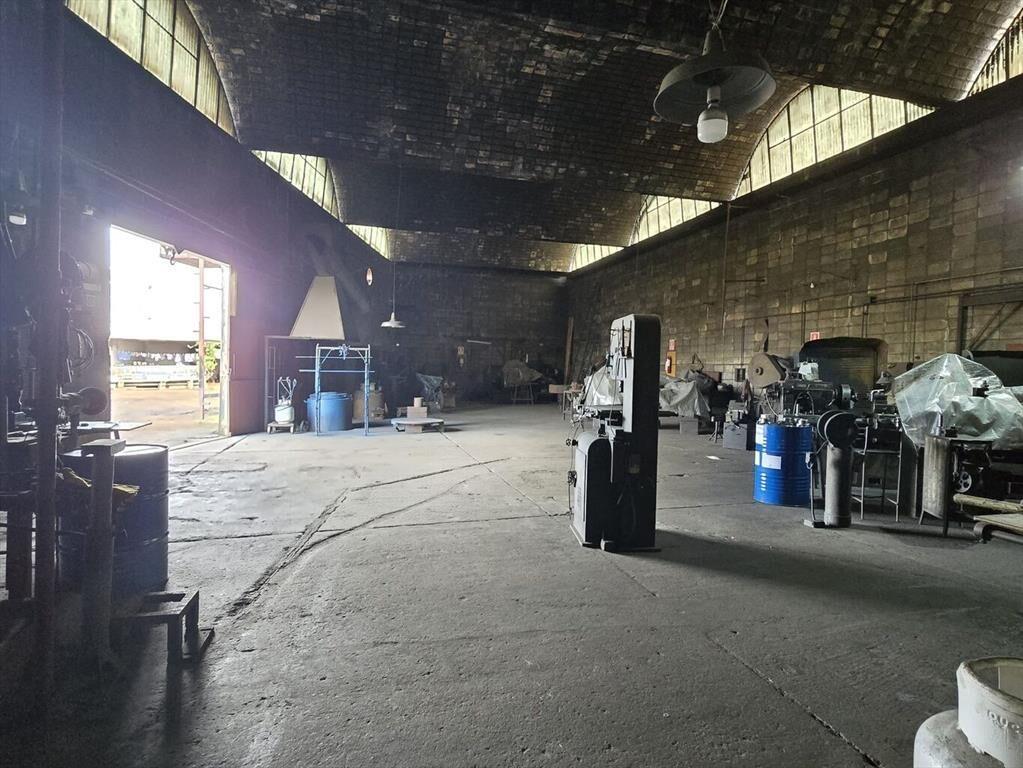 Gran Predio Industrial en Belvedere – 2.041 m² de terreno |