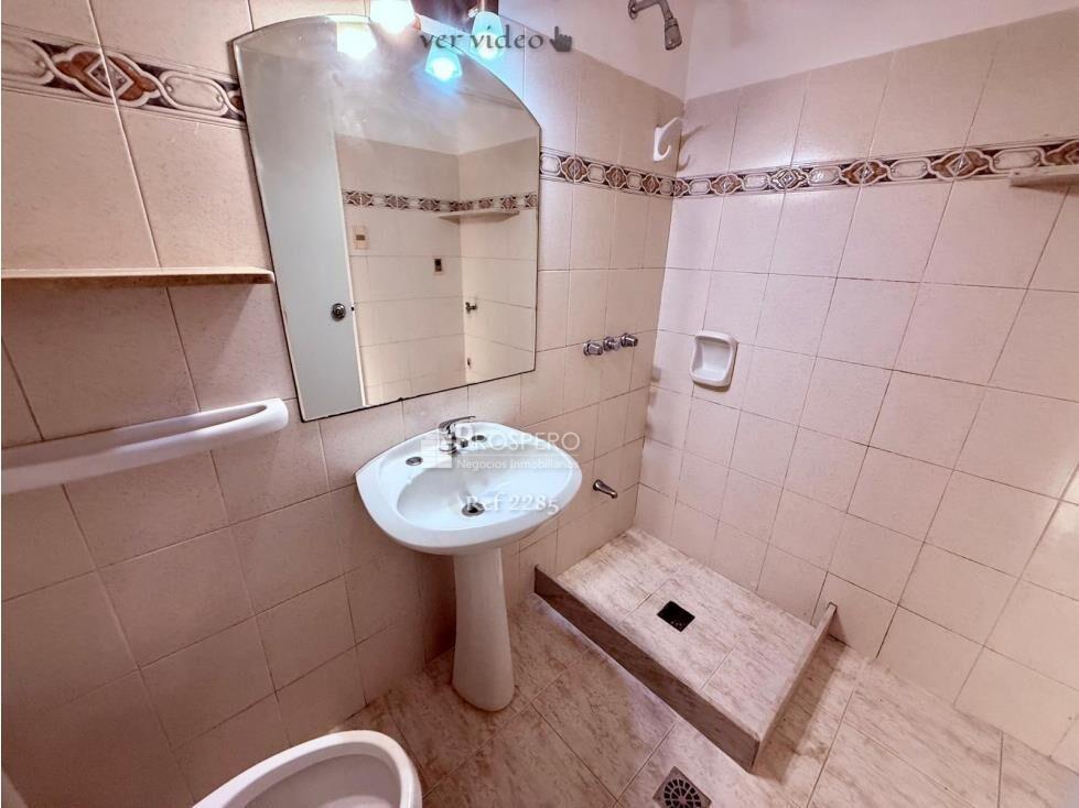 2285/1/p venta casa 2 dorm Malvin limite buceo jardin/patio