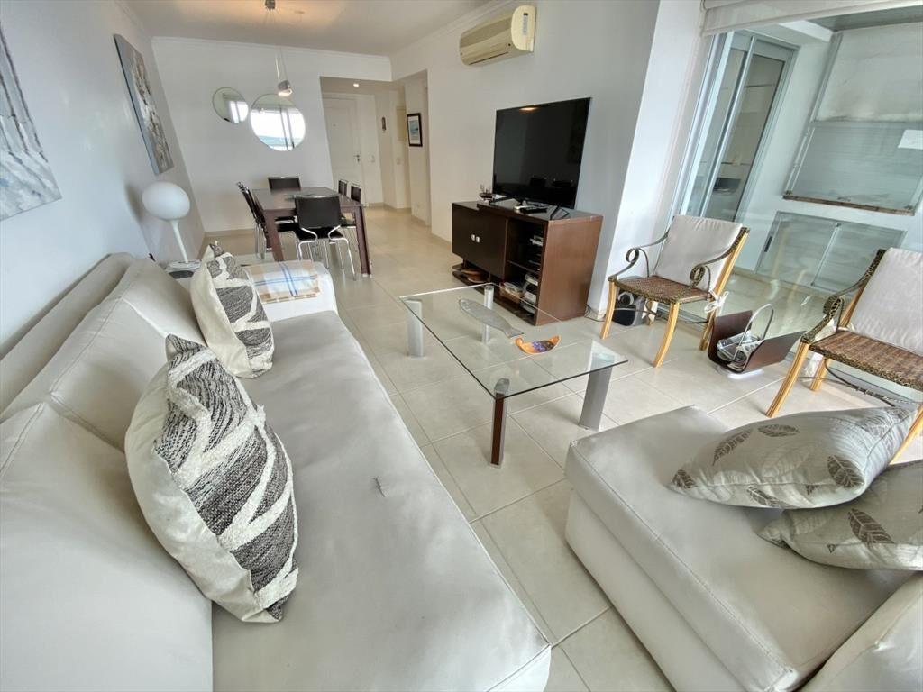 APARTAMENTO DE 2 DORMITORIOS EN ALQUILER TEMPORARIO - PLAYA