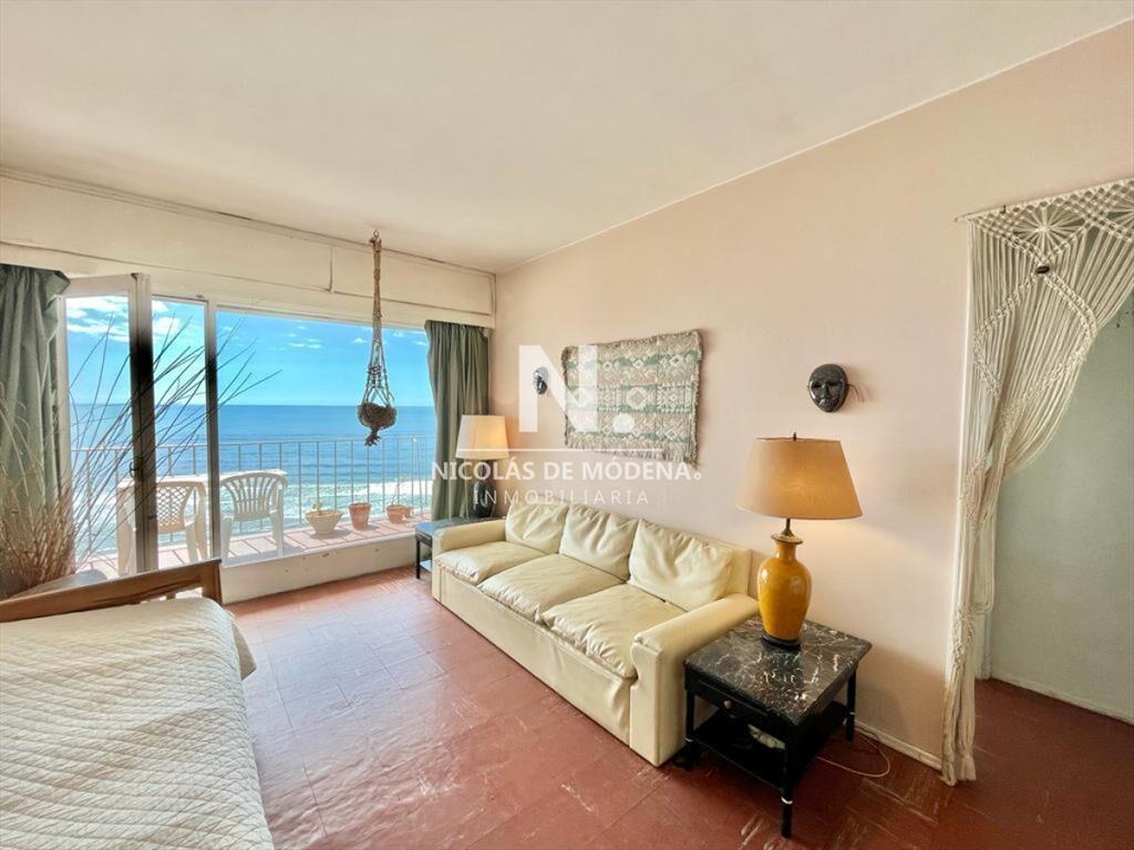 Apartamento de un dormitorio en venta en Punta