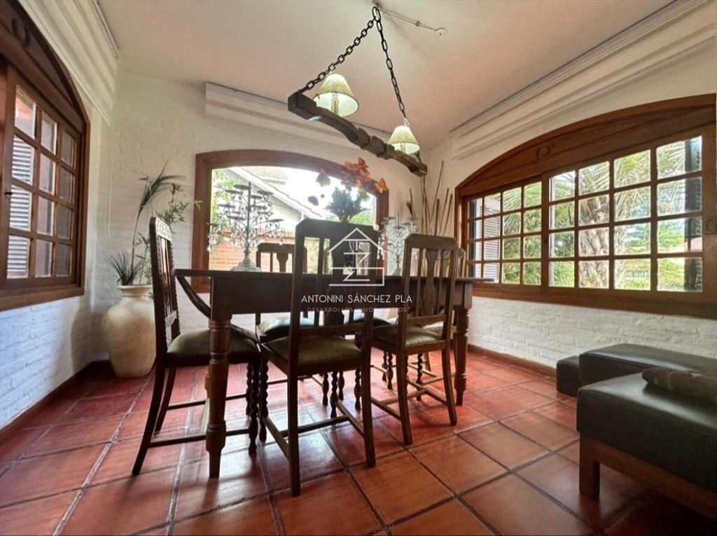 Venta y alquiler de Chalet Punta