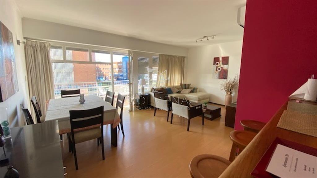 Apto de 2 dormitorios 2 baños, Balcon y cochera. en mansa
