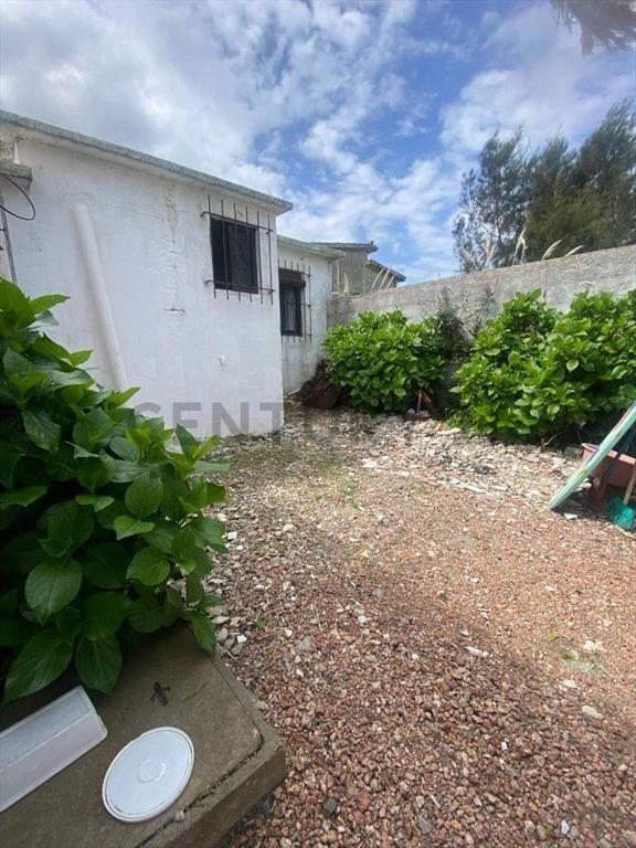 PUNTA COLORADA PH al fondo, TIPO CASA + MONOAMBIENTE A 10...