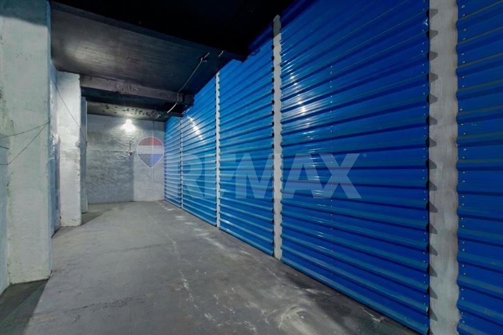Venta local comercial de 340M2 en Pocitos