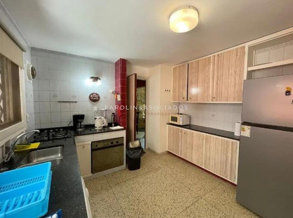 Casa en venta de 5 dormitorios en Mansa, Punta del Este.