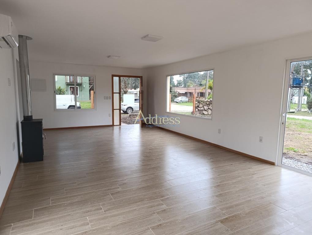 Casa a estrenar en venta - Pinares - Punta del