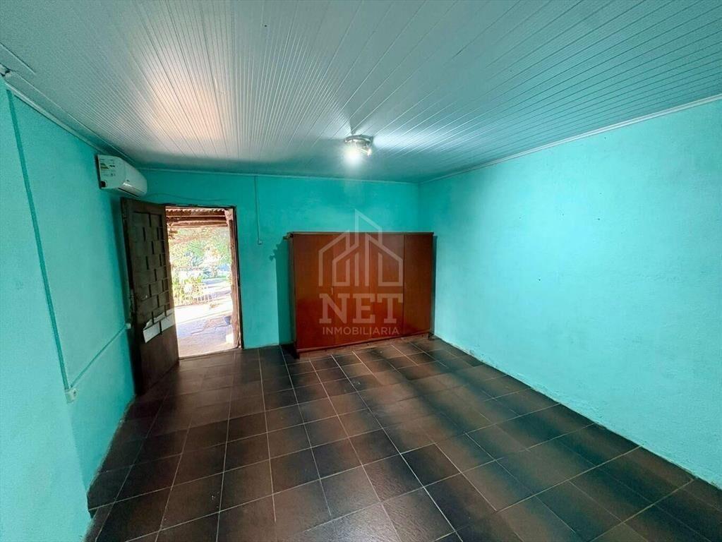 Venta casa 2 dormitorios, 2 baños, gran terreno, Cerro
