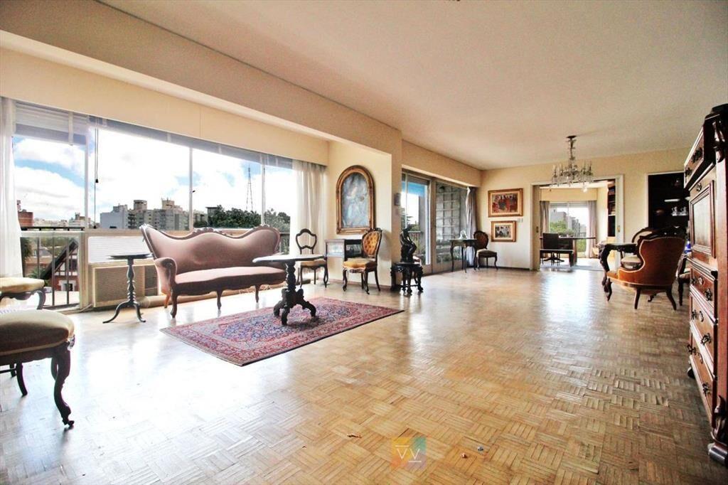 VENTA APARTAMENTO 3 DORMITORIOS Y SERVICIO POCITOS