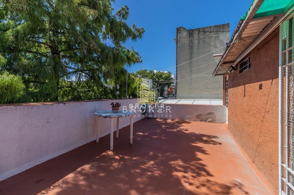 OPORTUNIDAD: Se vende Amplia Casa En CordÃ³n Solo