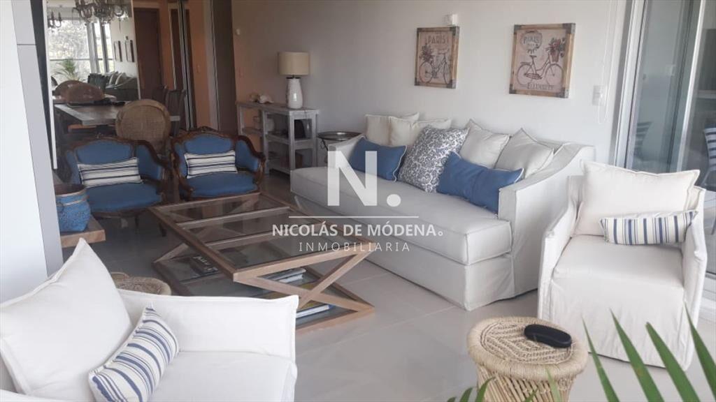 Exclusivo departamento de 2 dormitorios con excelente vista