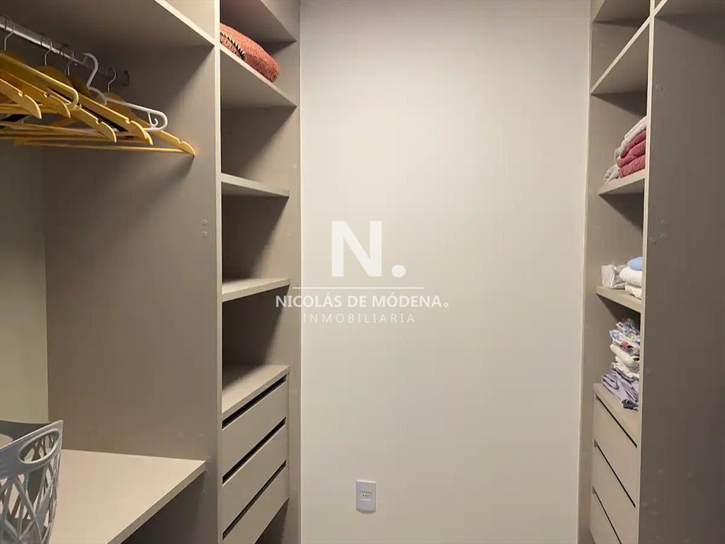 Apartamento de tres dormitorios en venta, ARTOWER Punta del