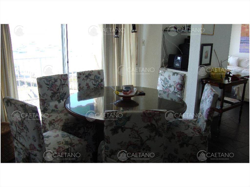 apartamento con vista al puerto