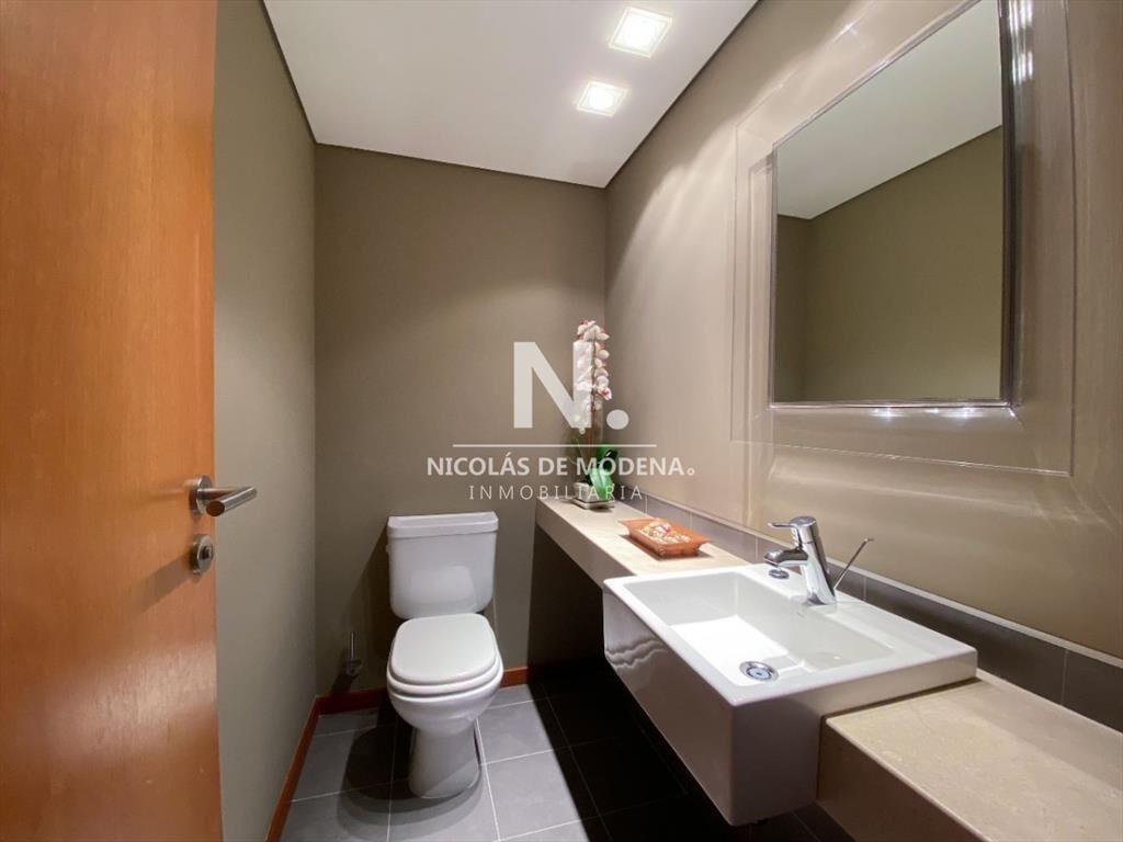 Alquila apartamento en Peninsula Punta del Este, de 3 dormi