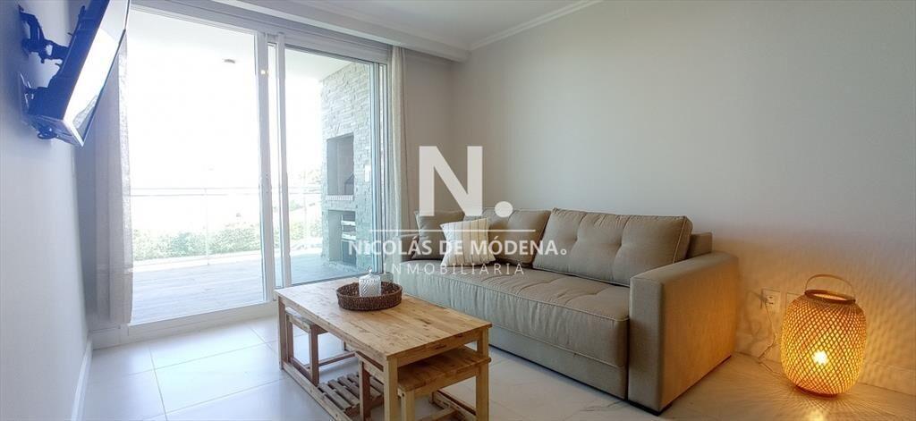 Apartamento en venta, frente al mar, playa mansa, 1 dormito