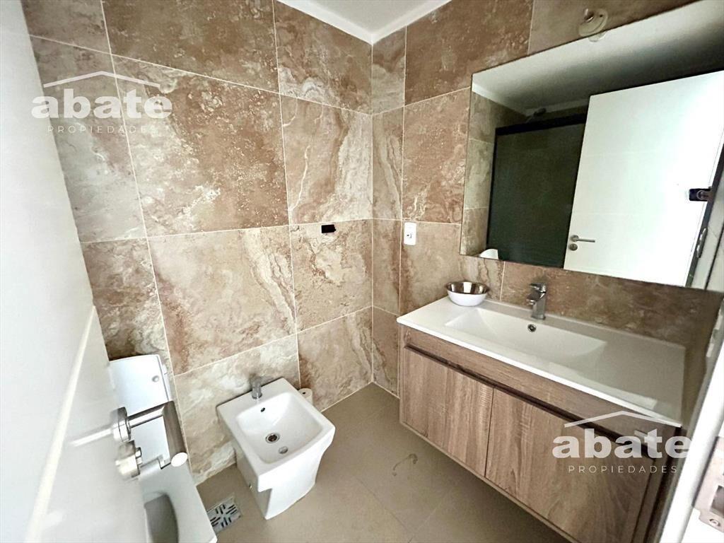 Venta apartamento 3 dormitorios   garaje y box en Parque Ba