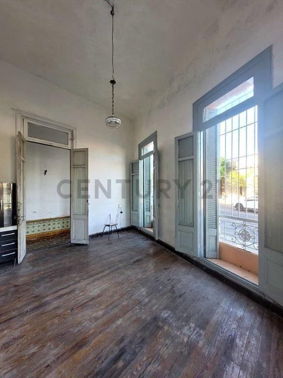 Venta casa 100m2, 3 dormitorios y altillo, SIN GC, Acepta...