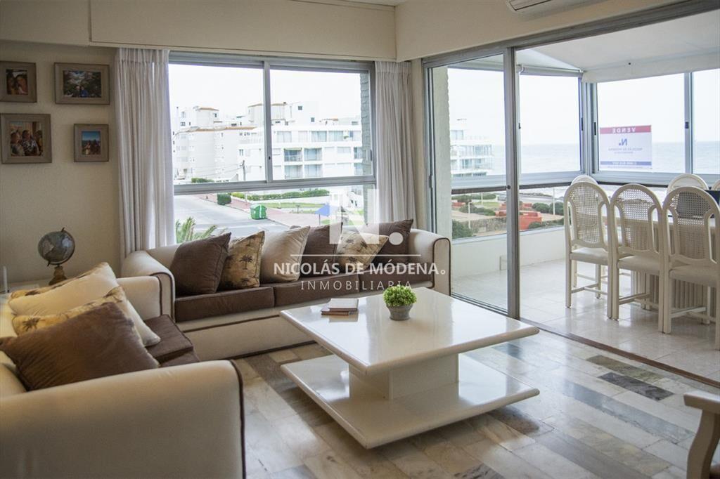 Departamento de 3 dormitorio con parrillero en de