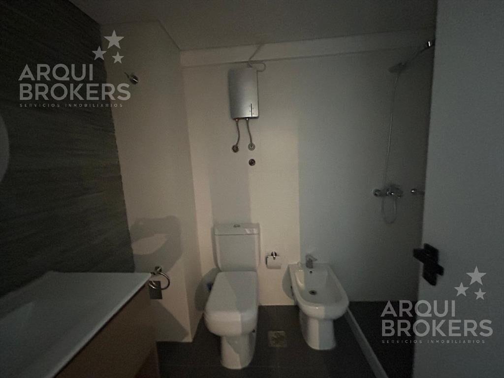 Apartamento monoambiente en venta en Pocitos-604