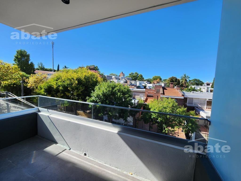 Venta de monoambiente con Solárium con parrillero en comple