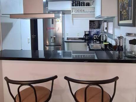 Apartamento en venta de 2 dormitorios c/ cochera en Play...
