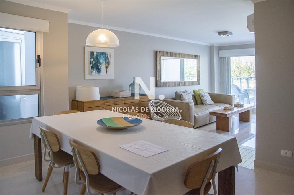 Departamento de 2 dormitorios a pasos del mar en