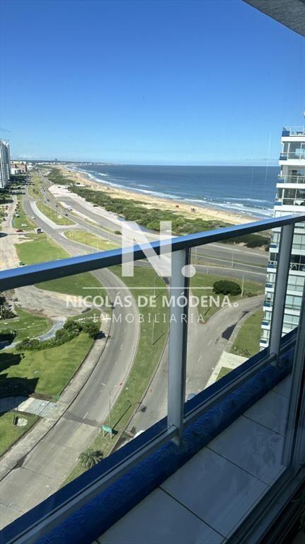 Apartamento en Punta del Este, Brava