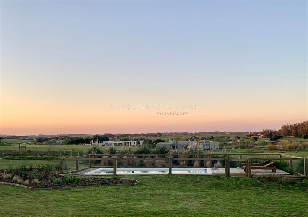 Casa en Venta de 4 Dormitorios en Pueblo Mio, del