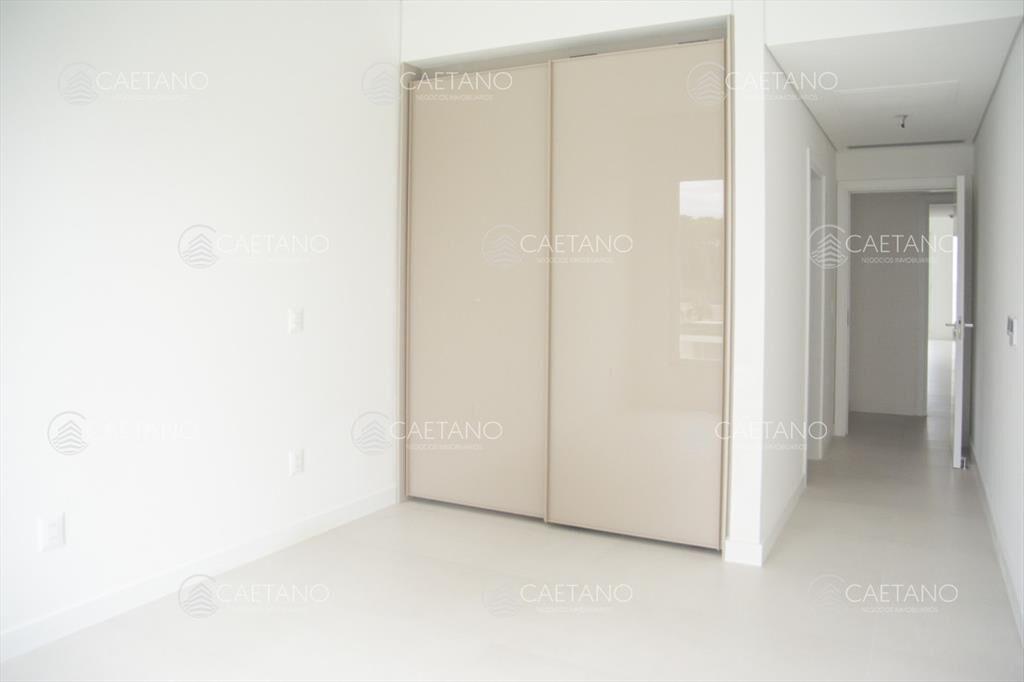 Venta apartamento 3 dormitorios. Playa brava, del